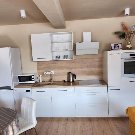 Apartman Greenside Michalovce Ngoại thất bức ảnh