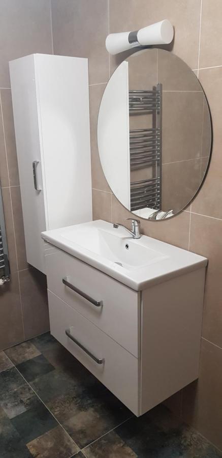 Apartman Greenside Michalovce Ngoại thất bức ảnh