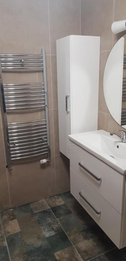 Apartman Greenside Michalovce Ngoại thất bức ảnh