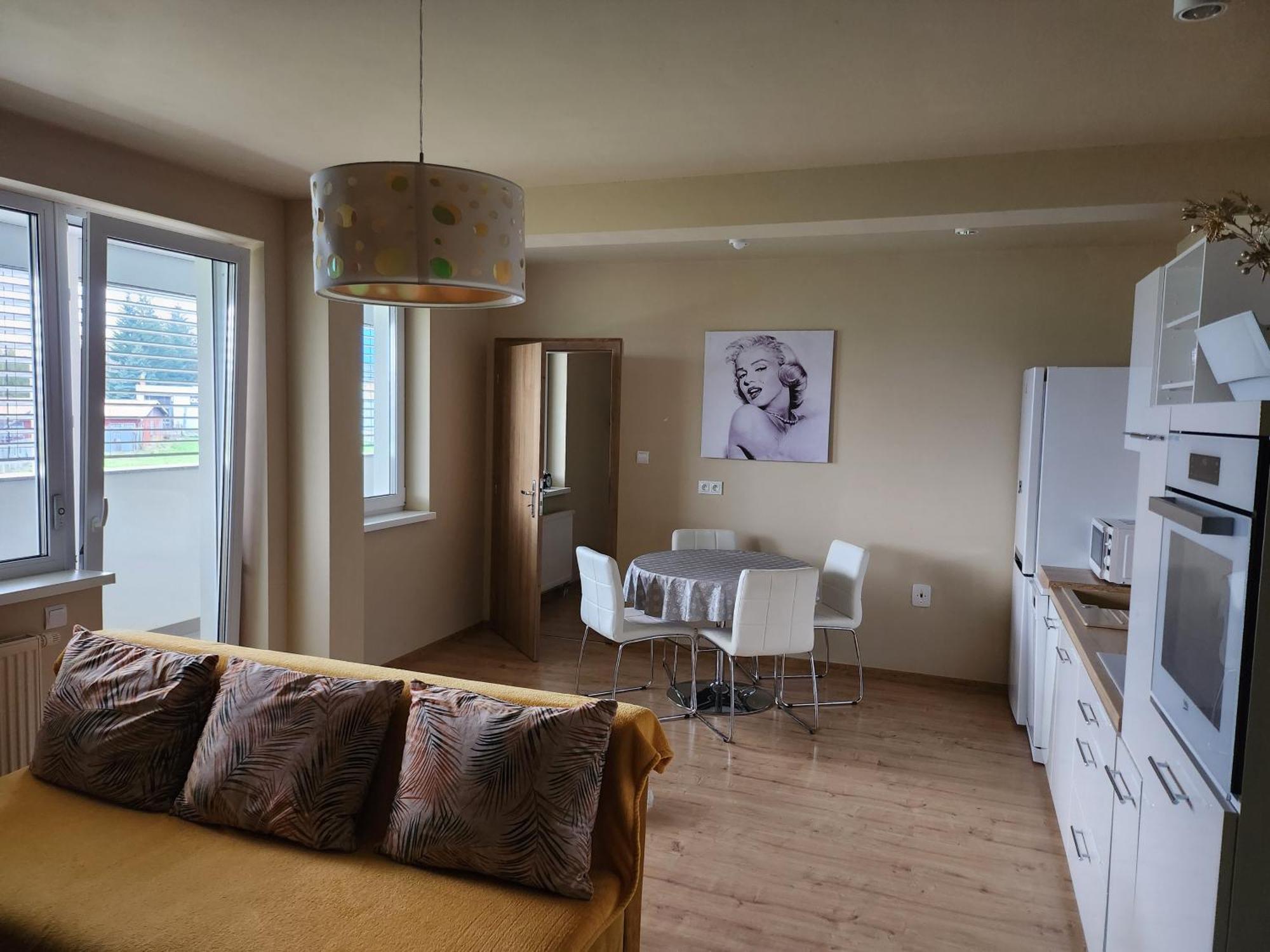Apartman Greenside Michalovce Ngoại thất bức ảnh